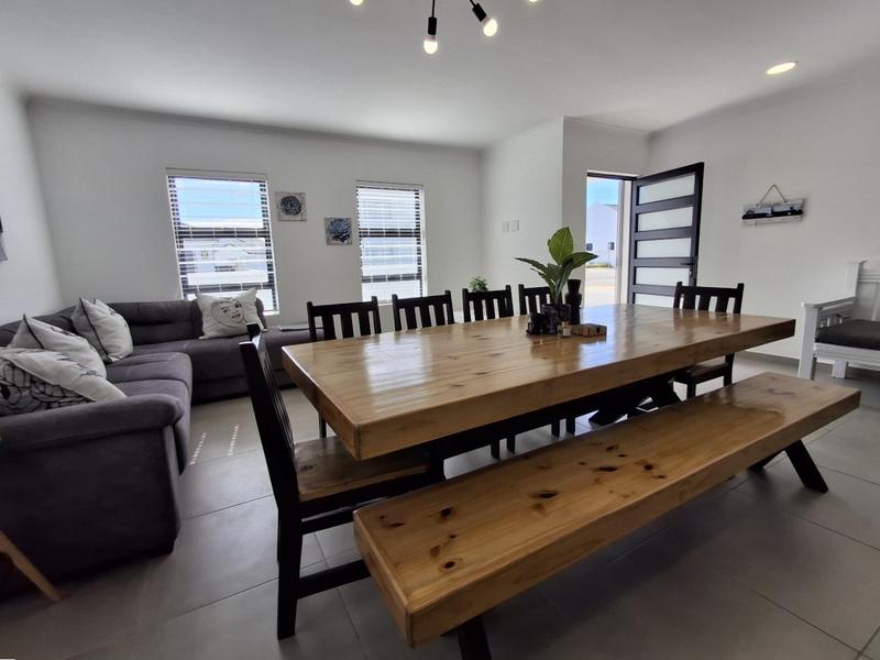 4 Bedroom Property for Sale in Sandy Point Western Cape